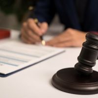 DefenseLawyer_